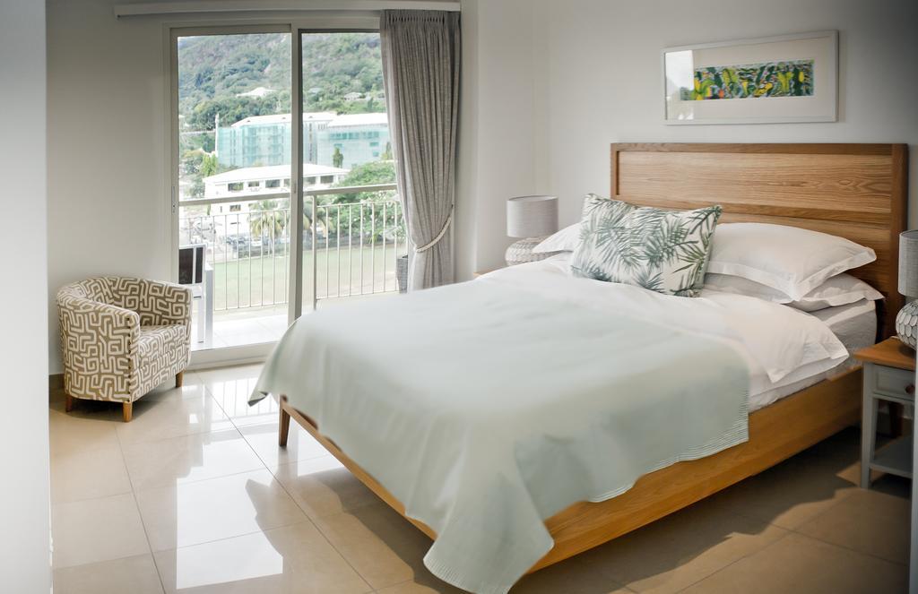 The Quadrant Luxury Apartments Victoria Bagian luar foto