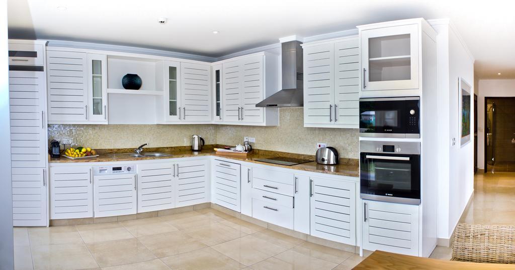 The Quadrant Luxury Apartments Victoria Bagian luar foto